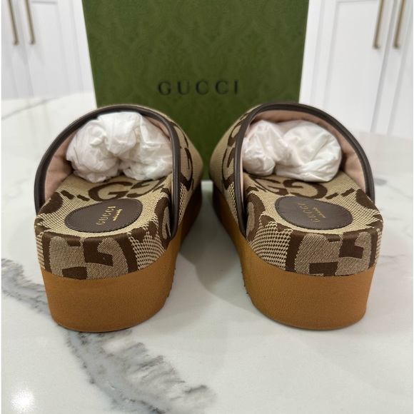 Gucci Jumbo GG Slide Sandals - Picture 4 of 9
